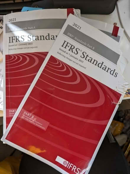 Photo of free IFRS Accounting Standards (Bathampton) #1