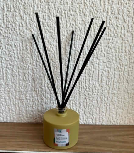 Photo of free Reed Diffuser (Meadowhead S8) #1