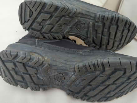 Photo of free Quechua hiking boots UK 7, EU 41 (Raynes Park SW20) #2