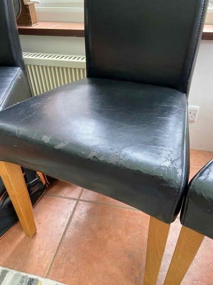 Photo of free 4 very comfortable dining chairs (Borough green TN15) #3