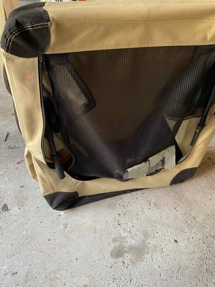 Photo of free Soft sided pet crate (Westerville) #1