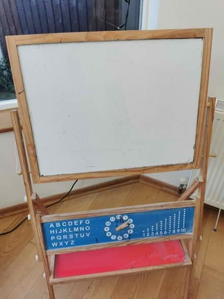 Photo of free Reversible art board/easel (Portchester) #3