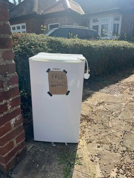 Photo of free Working fridge (Thames Ditton) #1