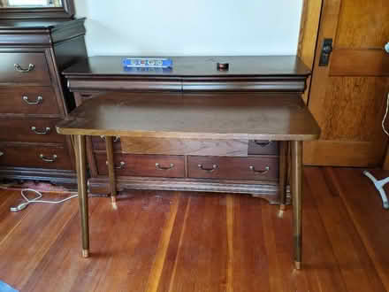 Photo of free Desk (Fort Washington MD) #3