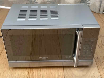 Photo of free Microwave 700w with rotating plate (South Farnham, GU9) #1