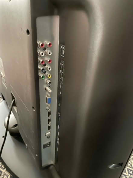 Photo of free TV (Rosemont) #1