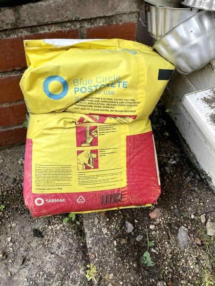 Photo of free blue circle master cement x 2 unopened bags (Grandpont OX1) #1