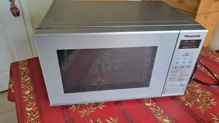 Photo of free Microwave oven (Nailsworth GL6) #1