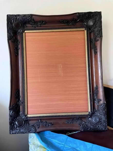 Photo of free Antique wooden picture frame with attractive mouldings (Grandpont OX1) #1