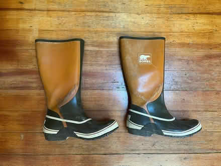Photo of free Sorel Women’s rain boots (near The Commons) #1