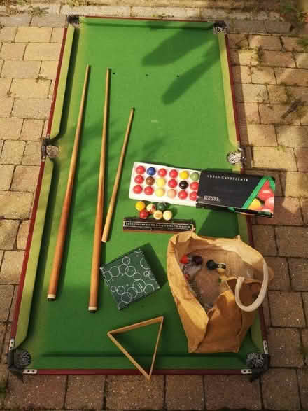 Photo of free 6x3ft pool / snooker table, as in photo (Bachelor's Bump TN35) #1