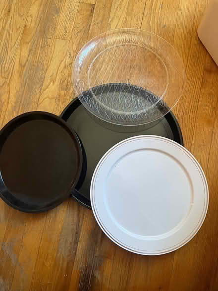 Photo of free Plastic platters (Bloomfield) #1