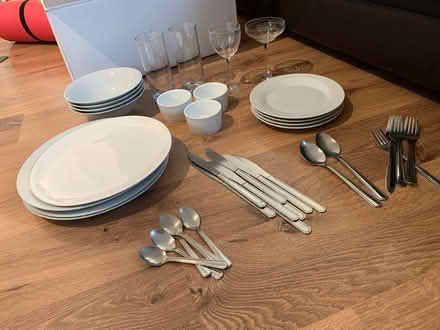 Photo of free Plates,glasses and cutleries (SE25) #1