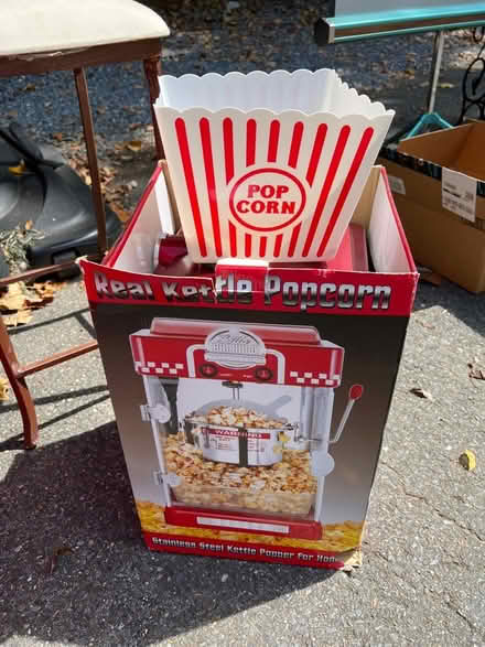Photo of free Popcorn machine (St Margaret’s area) #1