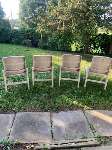 Photo of free 4x Patio Chairs (North York) #2