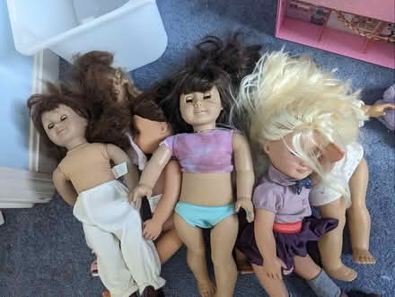 Photo of free og dolls and clothes (Pepperell NH border) #1