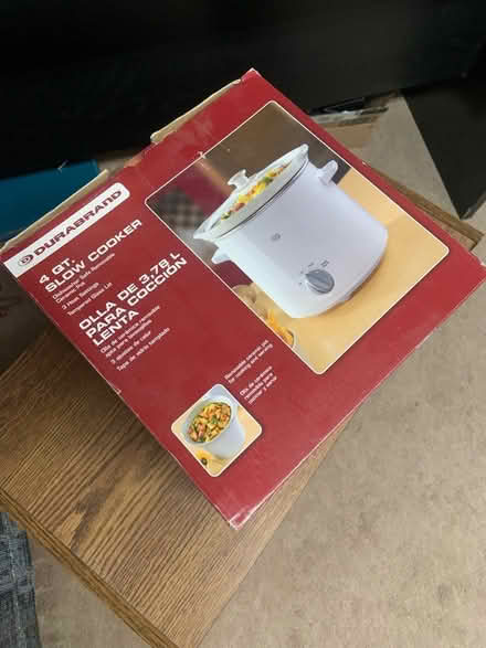 Photo of free Durabrand Slow Cooker 4 QT (North York) #2