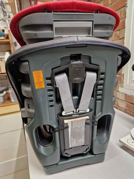 Photo of free Britax Elvola 1-2-3 car seat (LU6 North Dunstable) #2