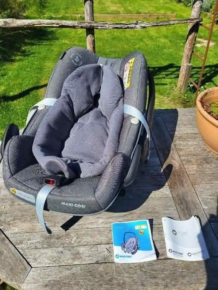 Photo of free Car seat Maxi Cosi Pebble Plus (Fittleworth) #2