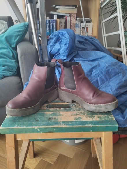 Photo of free Woman shoes size 3 (Hornsey Road N7) #1