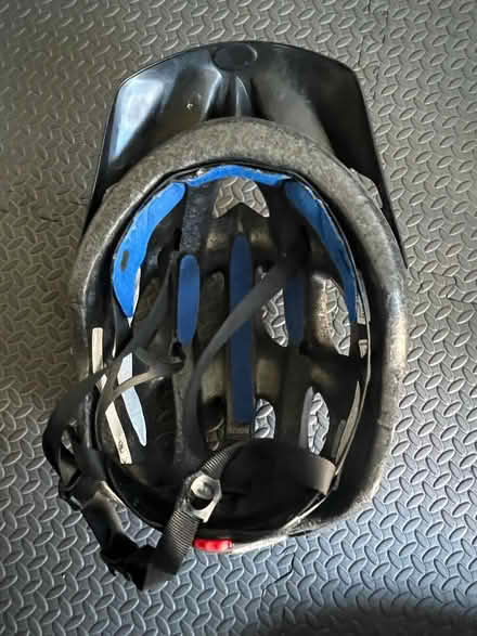 Photo of free Cycle helmet (Hounslow TW3) #4