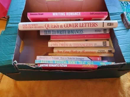 Photo of free Books on writing (Newhaven BN9) #1