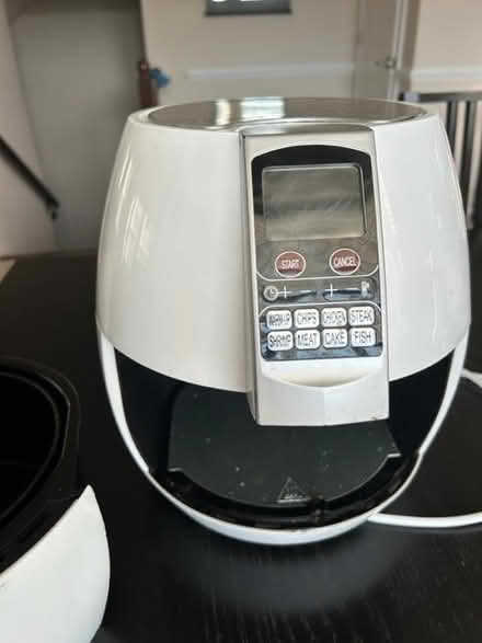 Photo of free Air Fryer (20020) #4