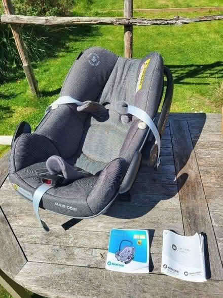 Photo of free Car seat Maxi Cosi Pebble Plus (Fittleworth) #1