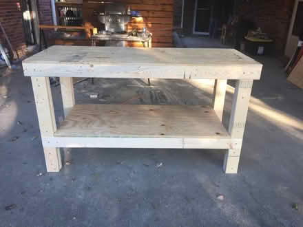 Photo of work bench (60540) #1