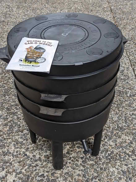 Photo of free "Can-O-Worms" compost/worm bin (North Bellevue) #1