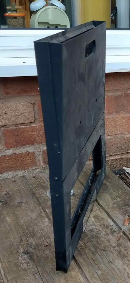 Photo of free portable b-b-q (Hampton Magna CV35) #3
