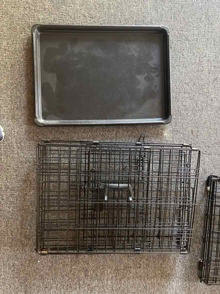 Photo of free 2 small dog crates (Chester Springs) #1