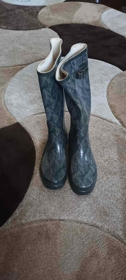 Photo of free Ladies Wellington Boots (Fishermead MK6) #3