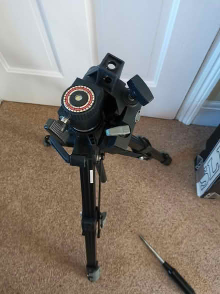 Photo of free Camera tripod (IP7) #2