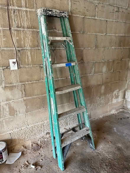 Photo of free 6-foot ladder (Near NRHS) #1