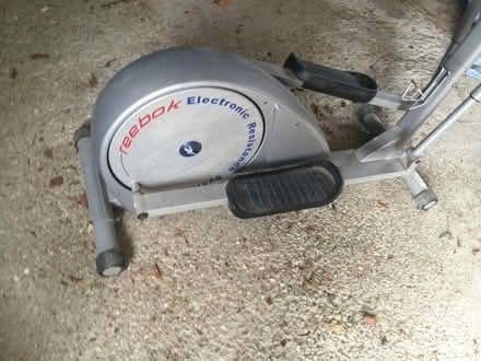 Photo of free Elliptical x trainer (luton LU3) #4