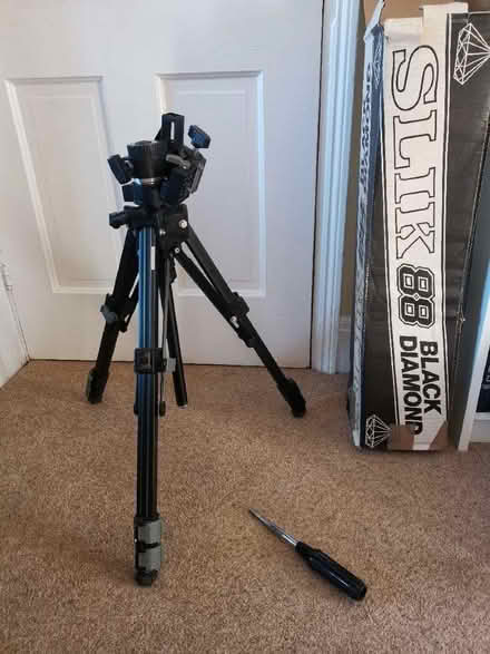 Photo of free Camera tripod (IP7) #1