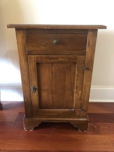 Photo of free Ethan Allen Queen Bedroom Set (Tarrytown) #4