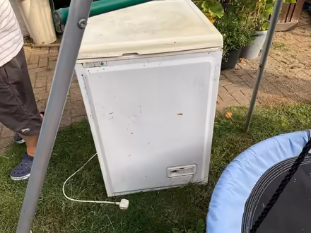 Photo of free Chest freezer(stanford Le hope) (Stanford-Le-Hope SS17) #1