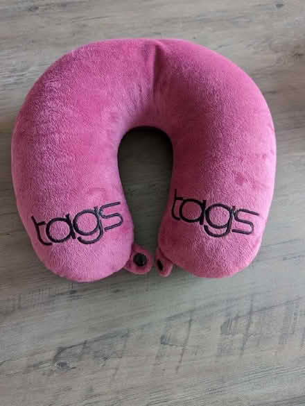 Photo of free TAGS Travel Neck Pillow (Portobello EH15) #1