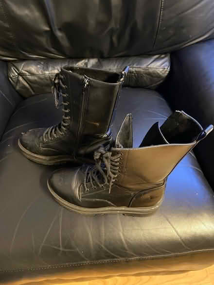 Photo of free Uk size 5 boots (Heywood OL10) #1