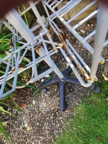 Photo of free Euro hook shop spinner (Huntingdon PE29) #3