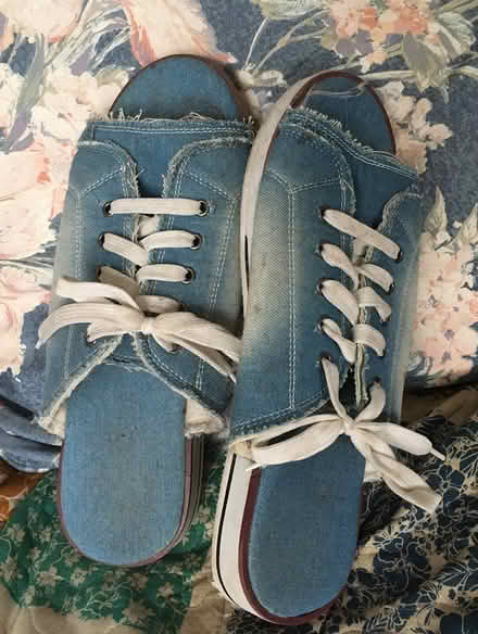 Photo of free Size 10 Sandals (Villa Park) #1