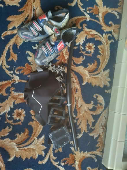 Photo of free Cycling stuff (Allerton L15) #2