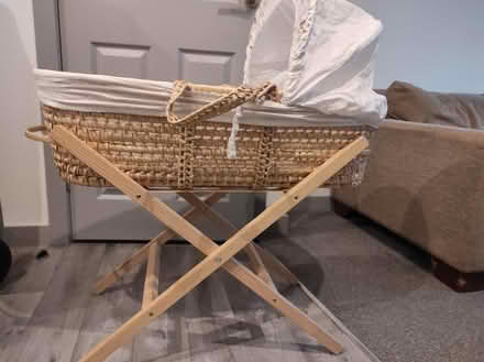 Photo of free Moses basket (Wolverhampton WV2) #3