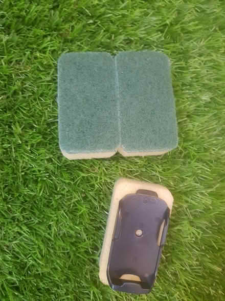 Photo of free 3 sponge refills for dish cleaner (W10 - Ladbroke Grove) #1