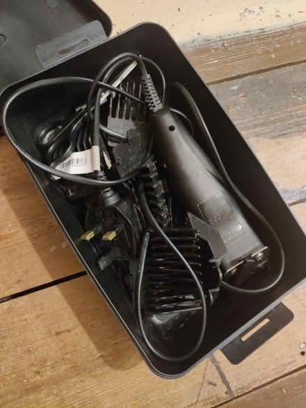 Photo of free Men's hair trimming kit (NR7) #1