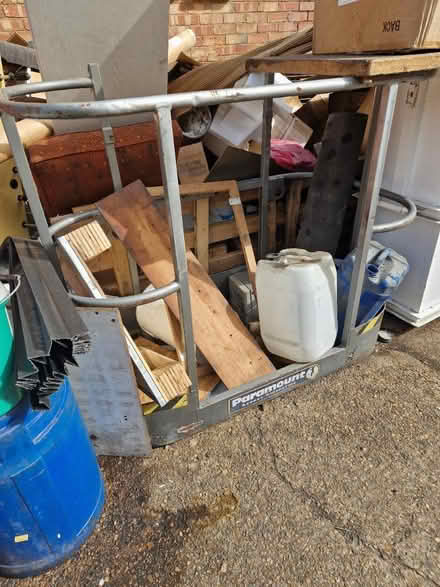 Photo of free Platform cage (Wickford) #1