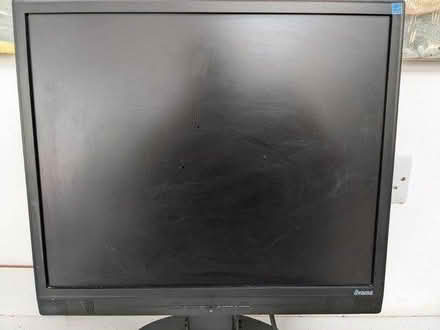 Photo of free Computer monitor (Barnehurst DA7) #3