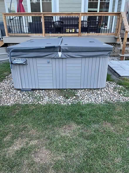 Photo of free Hot Tub - 7 person (Russell, Ontario) #1